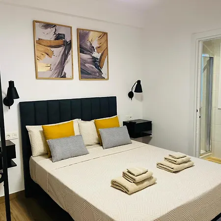 Apartment Modern Center